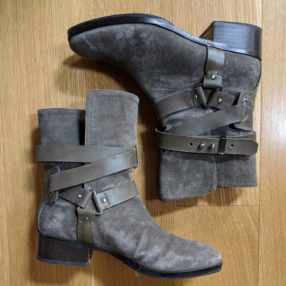 Pour La Victoire Shoes - Gray suede motorcycle boots